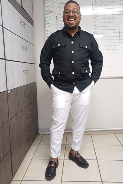 Black-and-white-suit-liwa-lam
